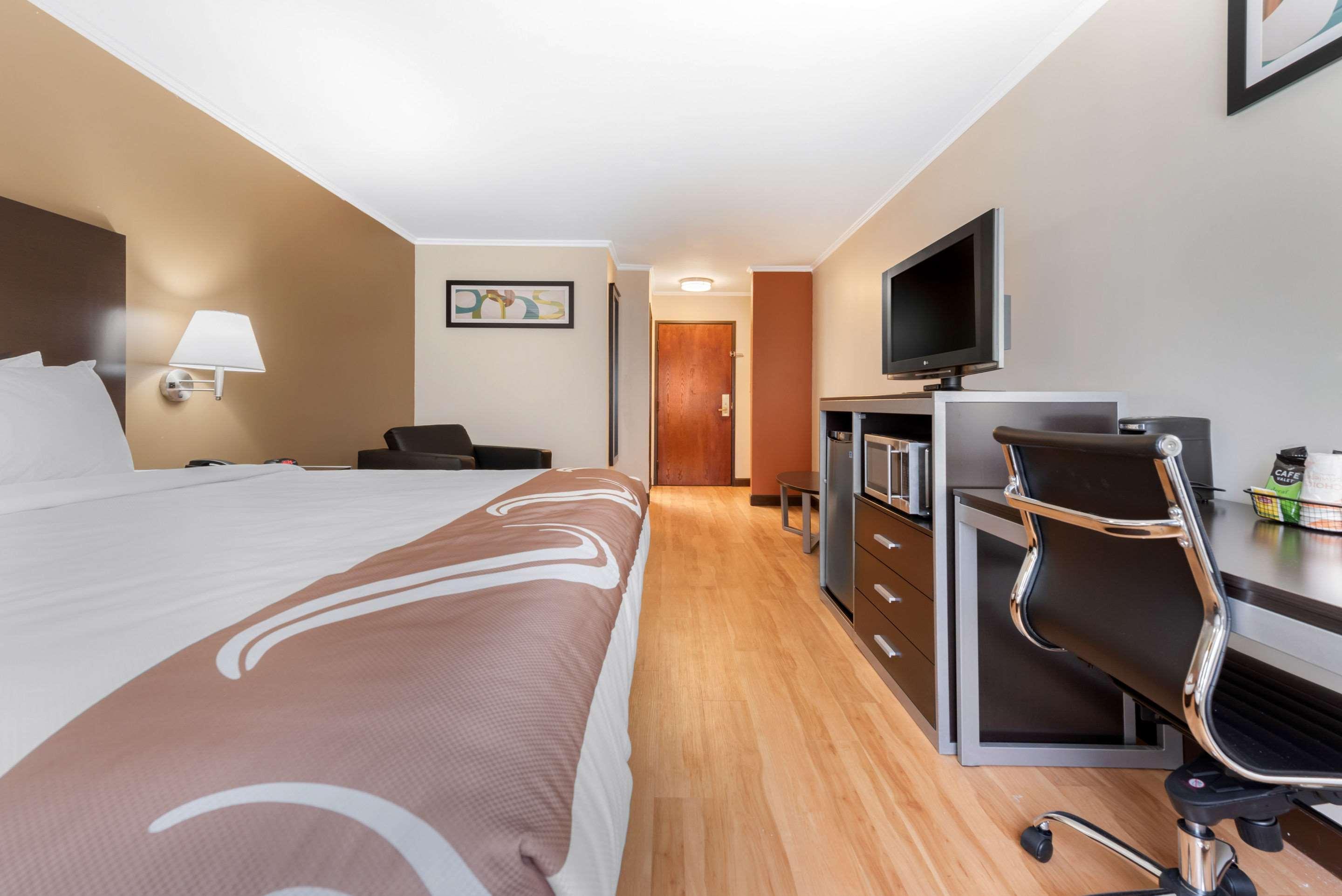 Quality Inn Fairborn Exterior foto