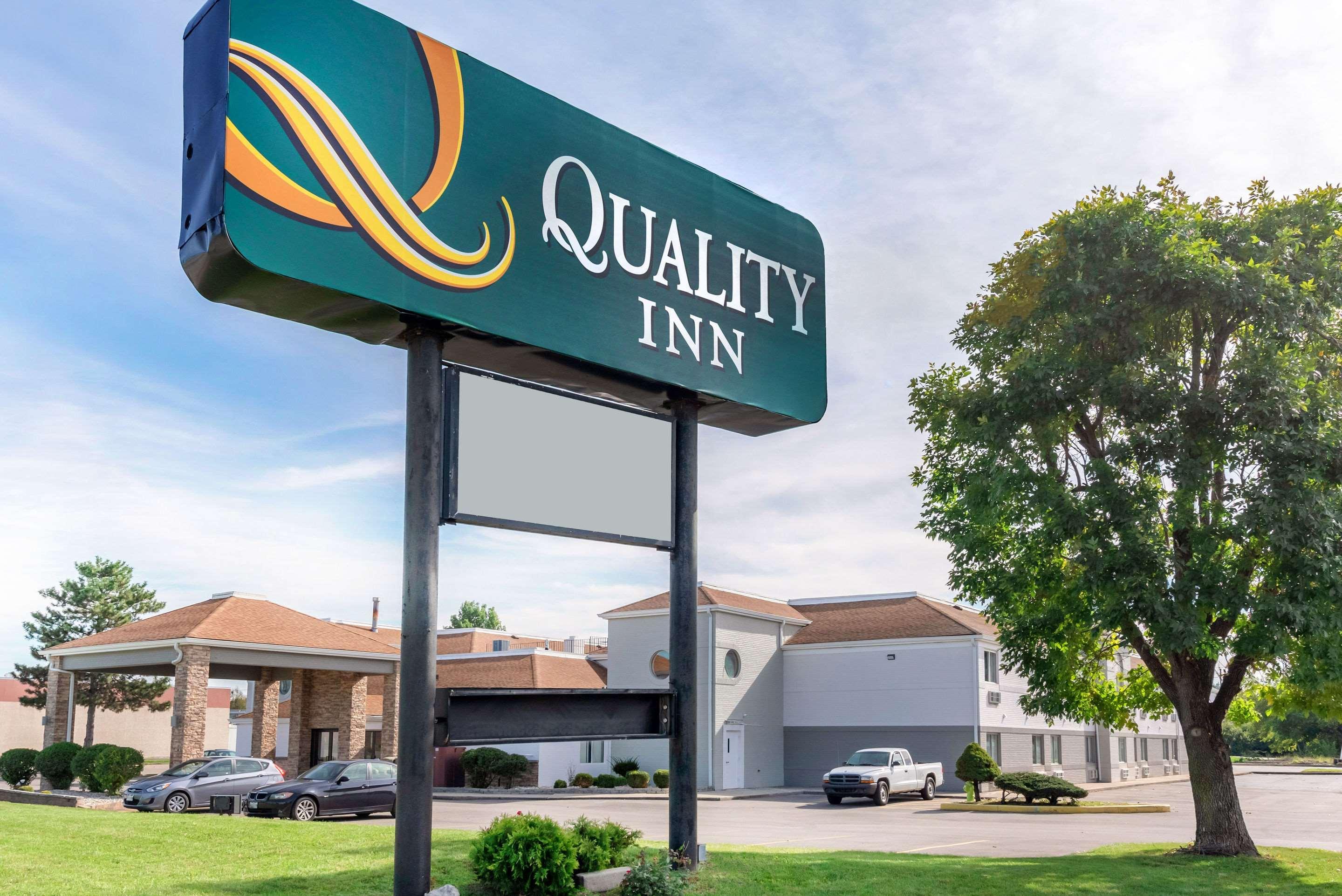 Quality Inn Fairborn Exterior foto