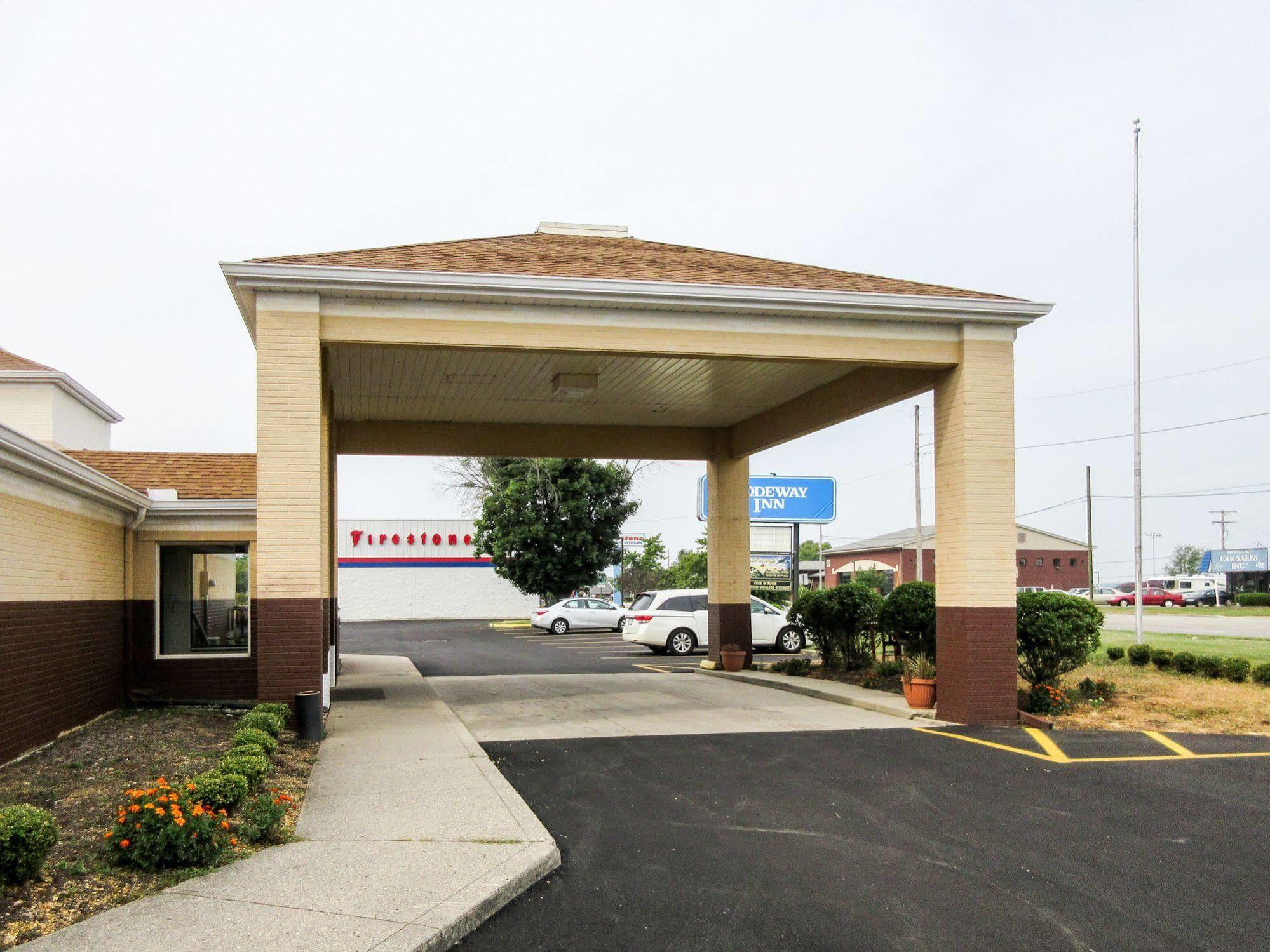 Quality Inn Fairborn Exterior foto