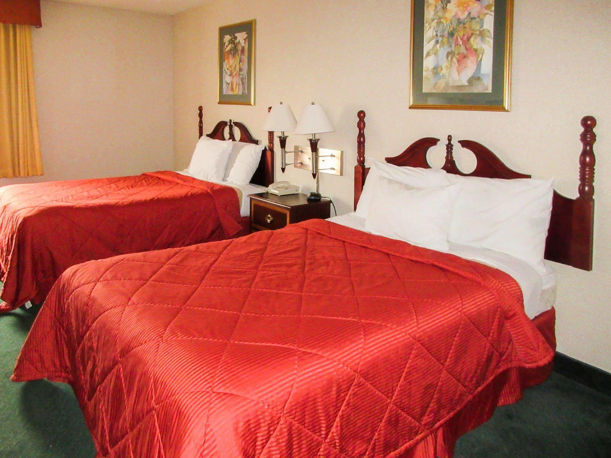 Quality Inn Fairborn Exterior foto