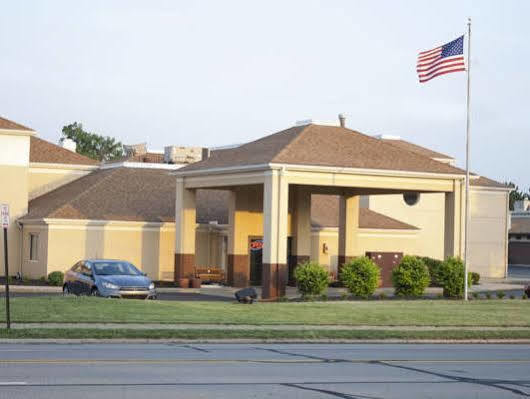 Quality Inn Fairborn Exterior foto